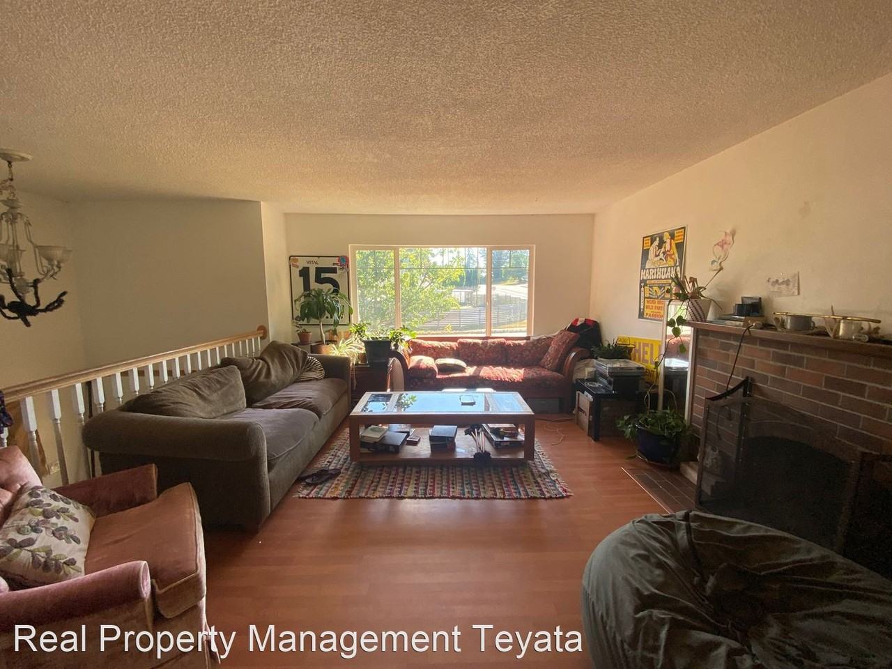2501 Crestline Dr - Photo 3 of 29