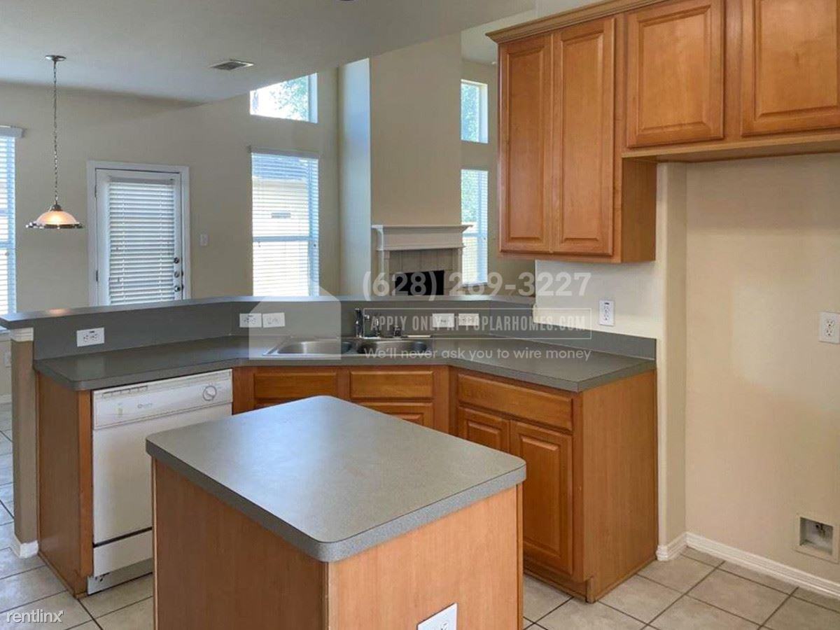 835 Chase View Dr - Photo 2 of 19