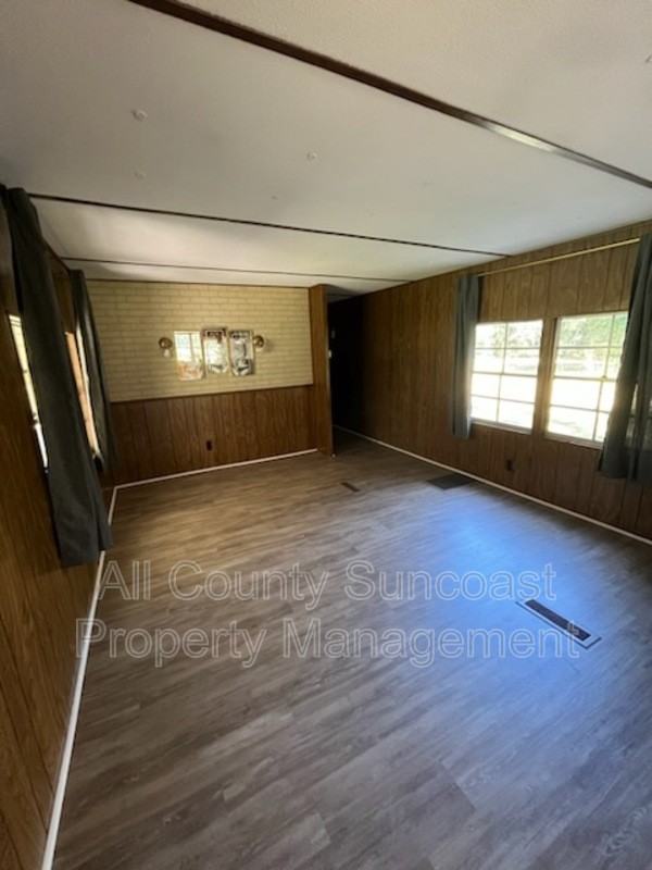 5459 Boston Hwy - Photo 2 of 7