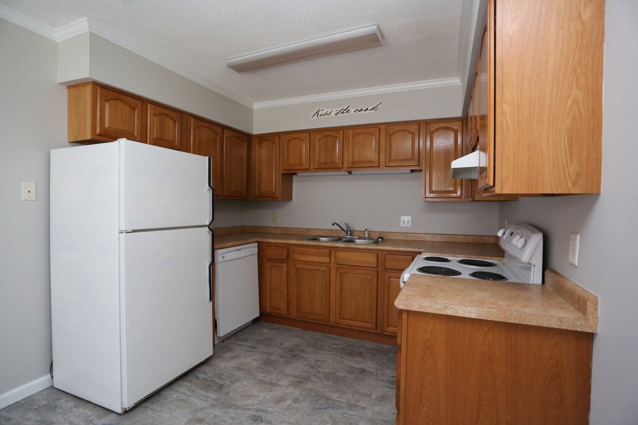 226B Courtney Way - Photo 2 of 13