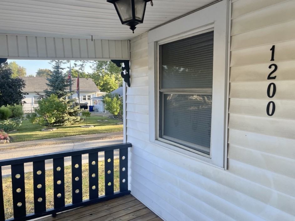 1200 S Washington St - Photo 2 of 23