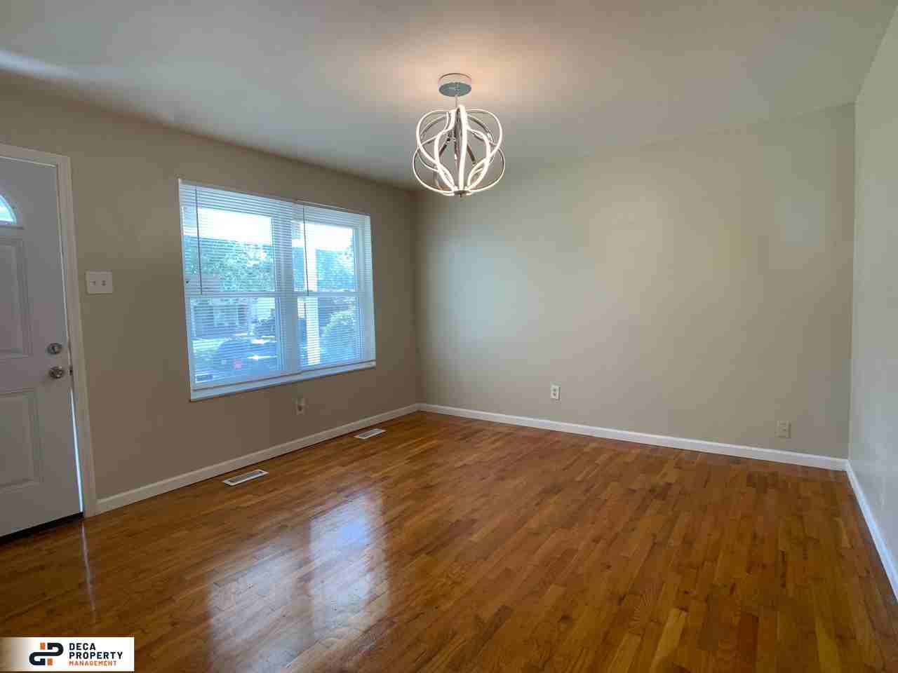 10411 Castle Dr - Photo 2 of 14