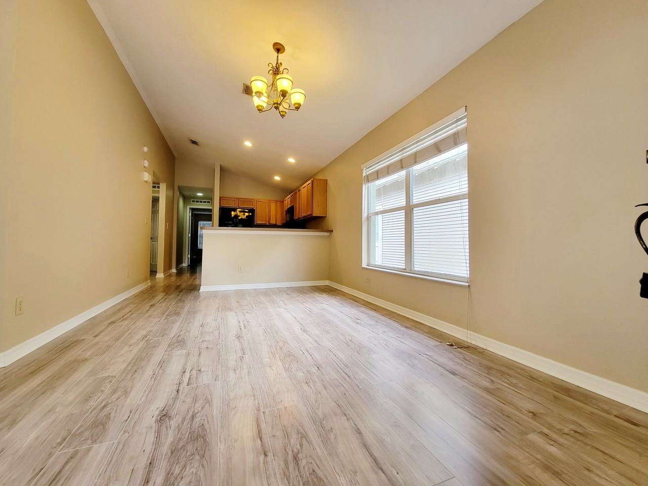 2008 N Albany Ave - Photo 3 of 29