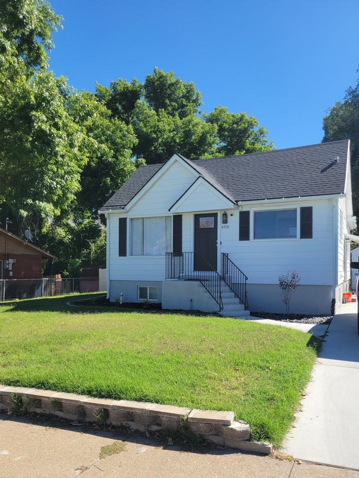 4108 Madison Ave - Photo 3 of 16