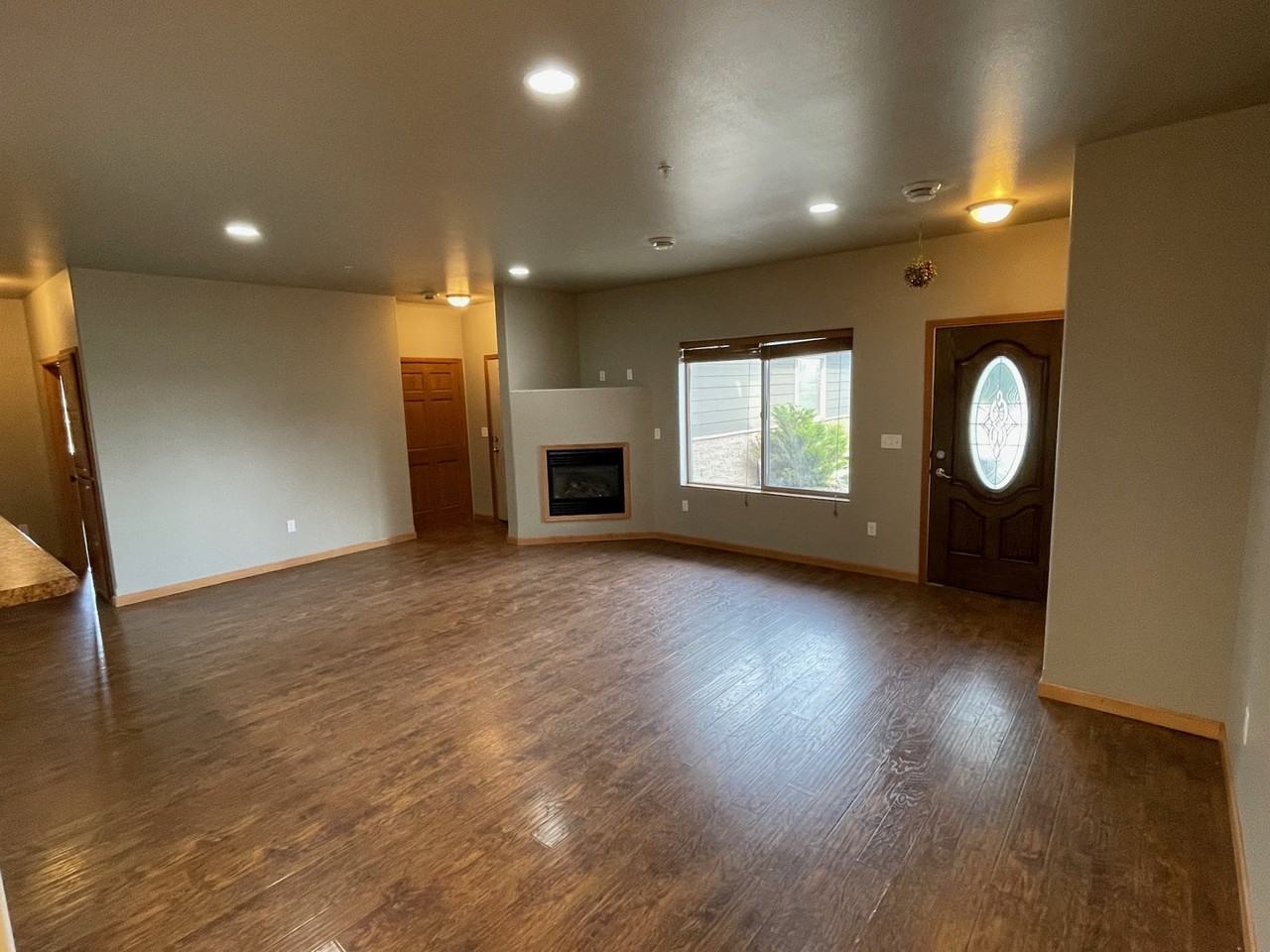 3602 33rd Ave W #15 - Photo 7 of 10