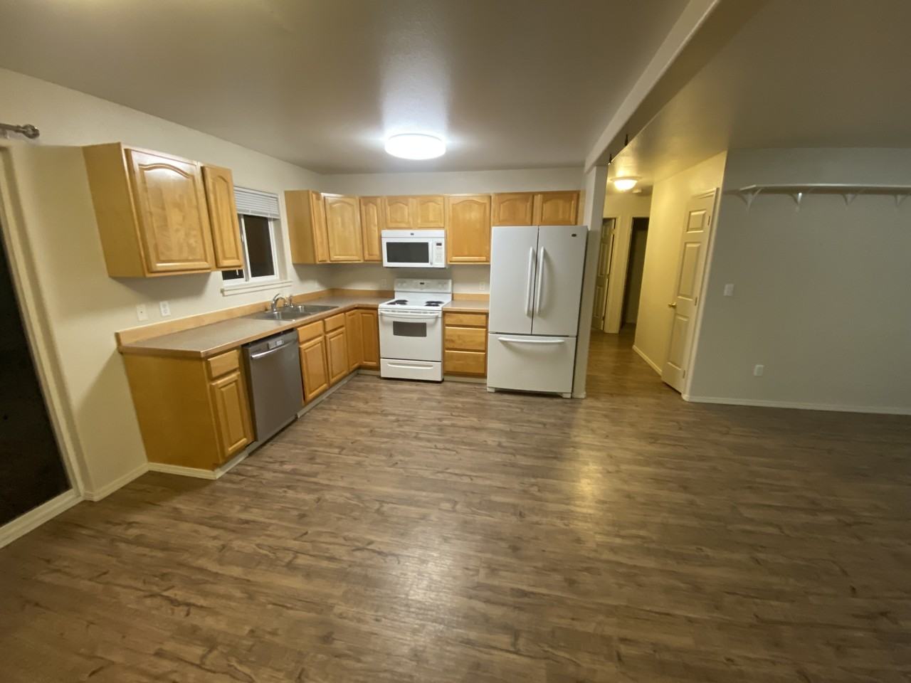 5633 E Beaver Ave #B - Photo 2 of 13