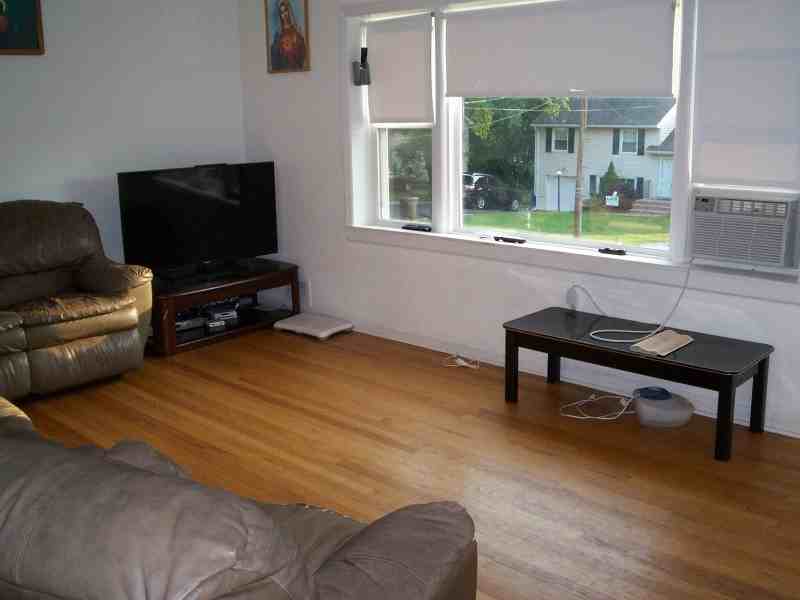 69 Mounthaven Dr - Photo 2 of 7