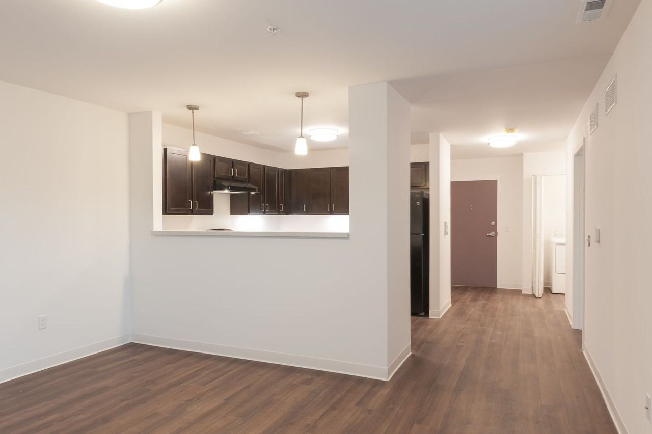 Sugar Creek Crossing - Photo 6 of 20