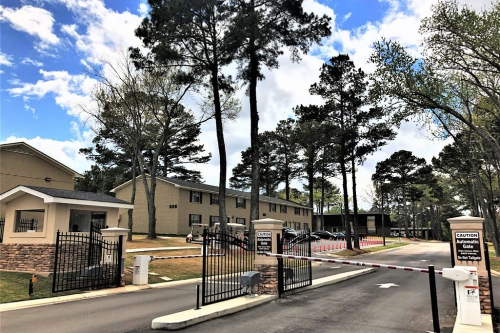 Legacy Riverdale - Photo 3 of 12