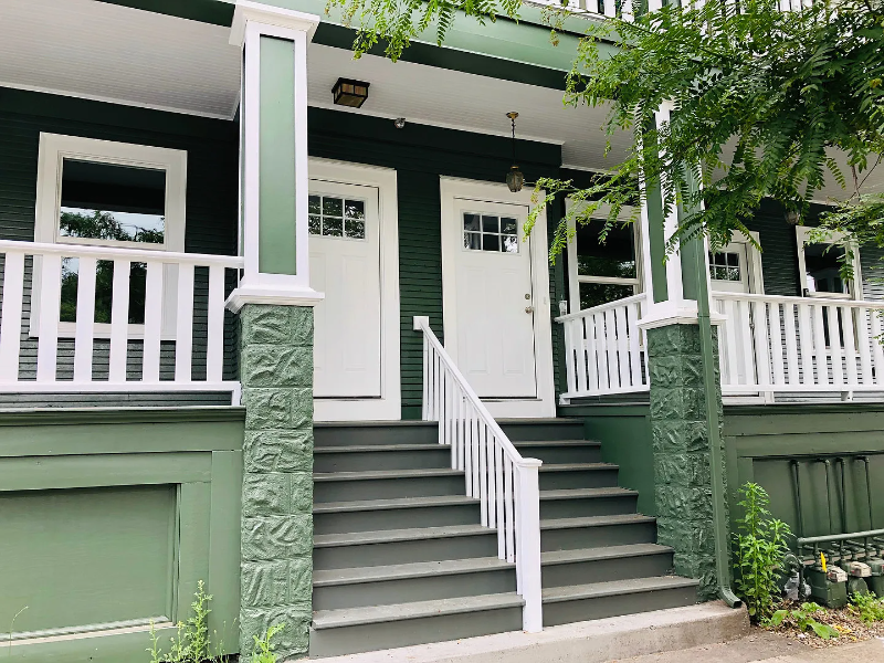 1605 Se 12th Ave - Photo 2 of 9