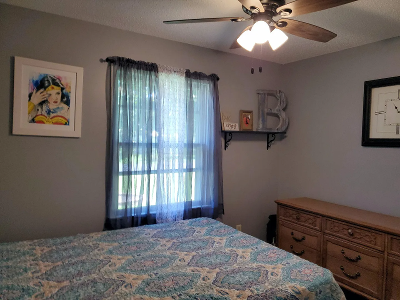 807 Walnut St - Photo 5 of 10