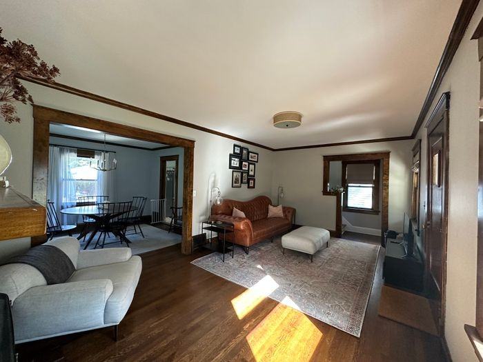 1680 Oakmount Rd - Photo 2 of 21