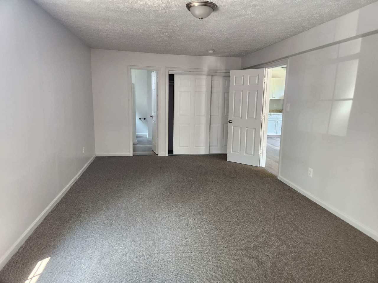 142 Harryhogan Rd #34 - Photo 3 of 3