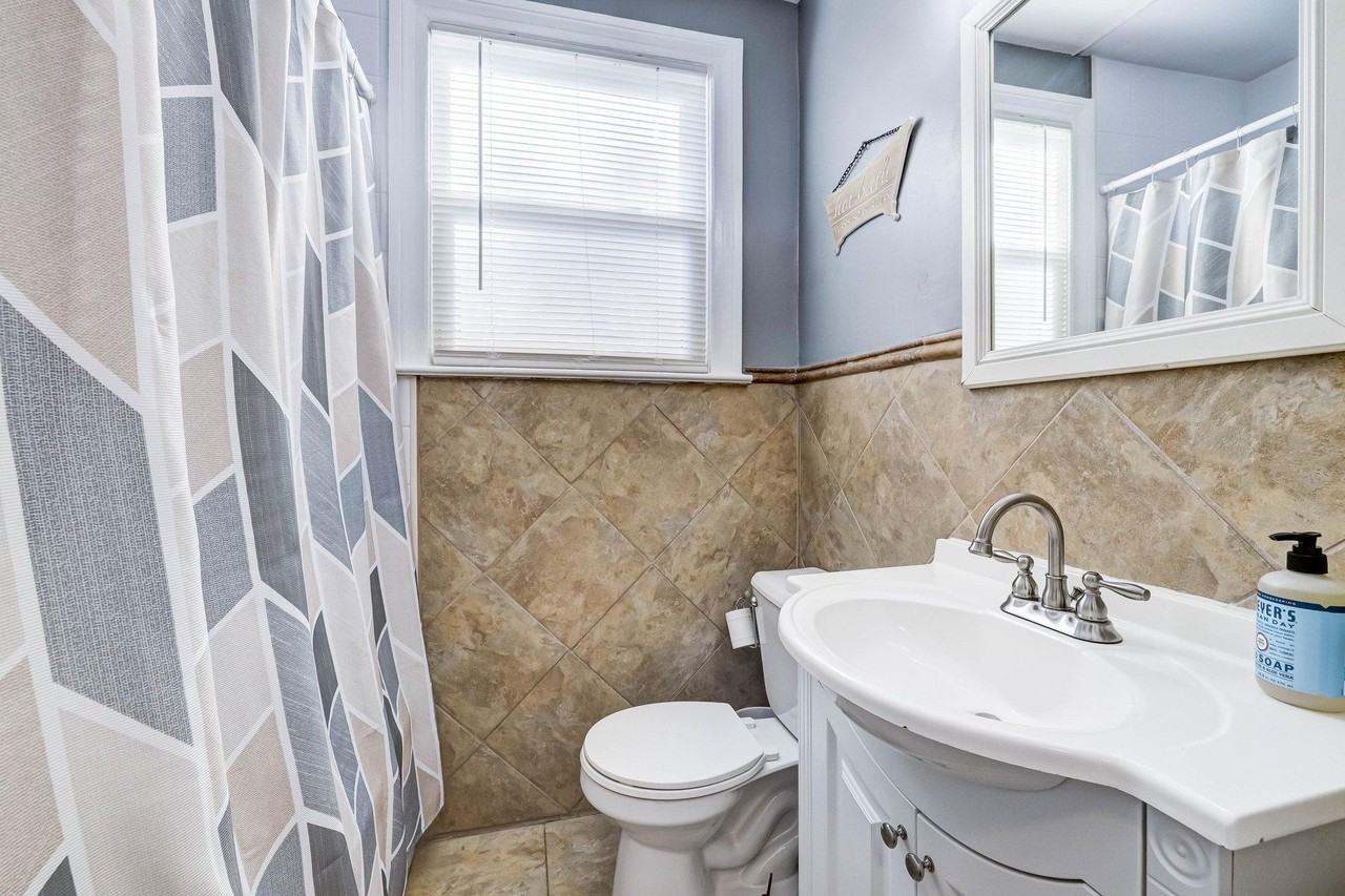 Penrose St - Photo 2 of 14