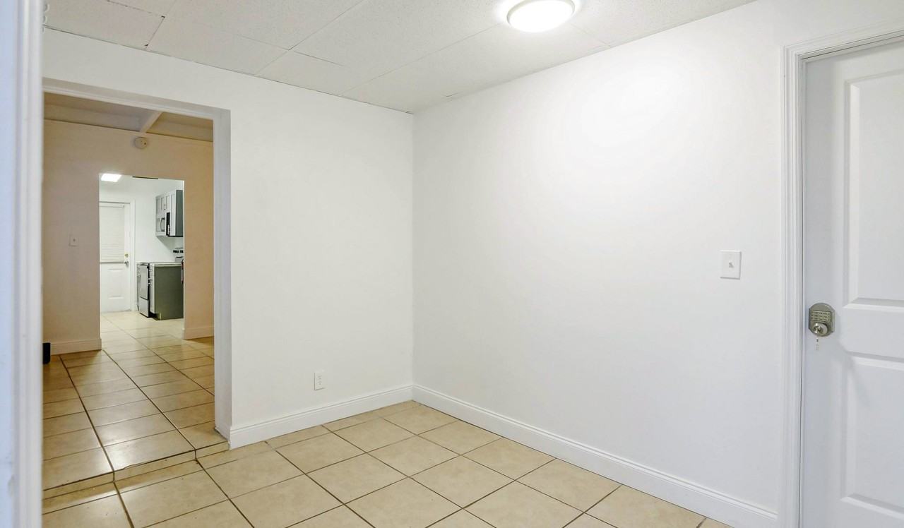 Windsor Way - Photo 5 of 17