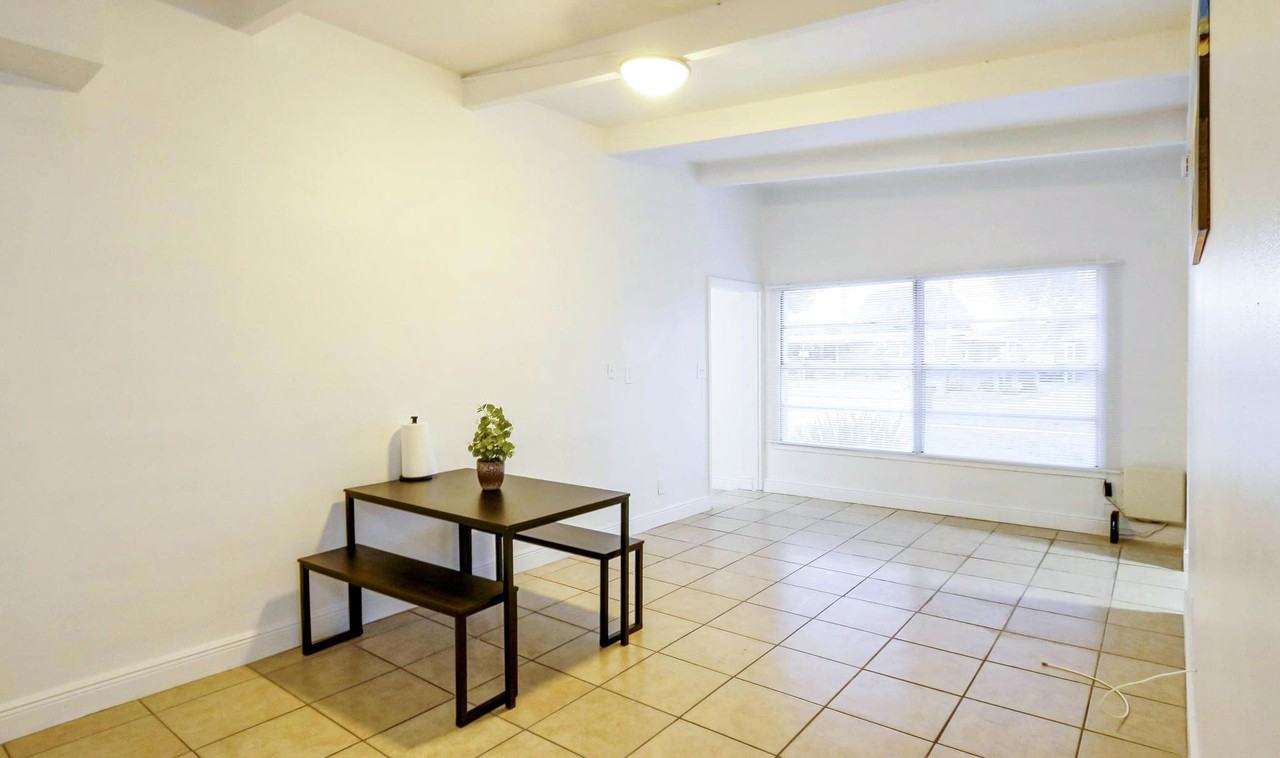 Windsor Way - Photo 6 of 17