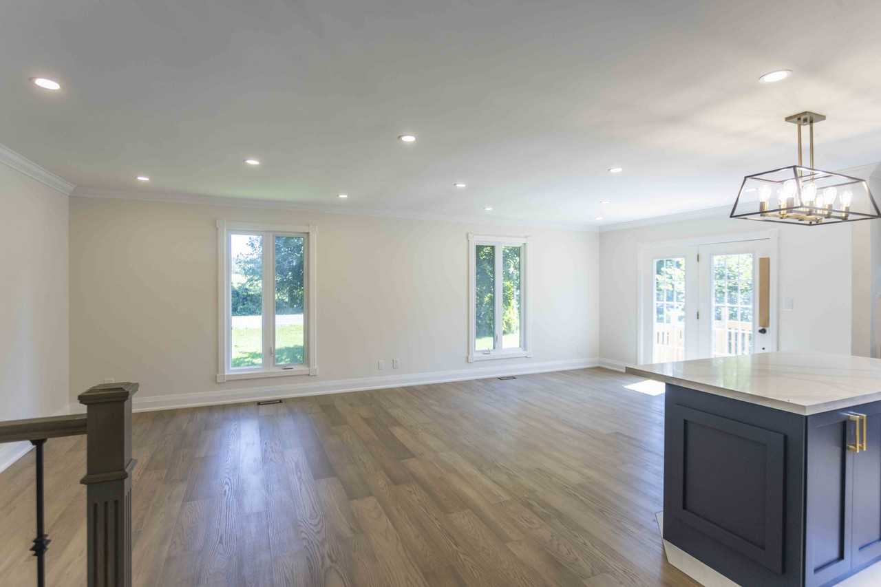 266 Stockdale Road - Photo 3 of 18