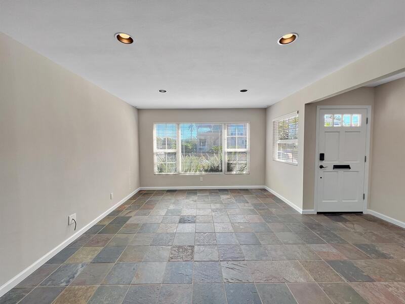 3840 Talbot St - Photo 2 of 27