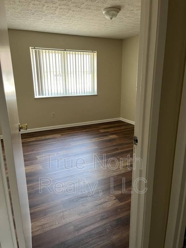 3099 Jackielane Dr - Photo 2 of 3