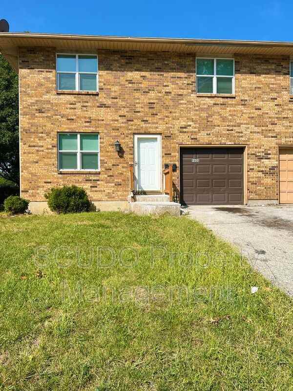 9608 Hadley Dr - Photo 2 of 14