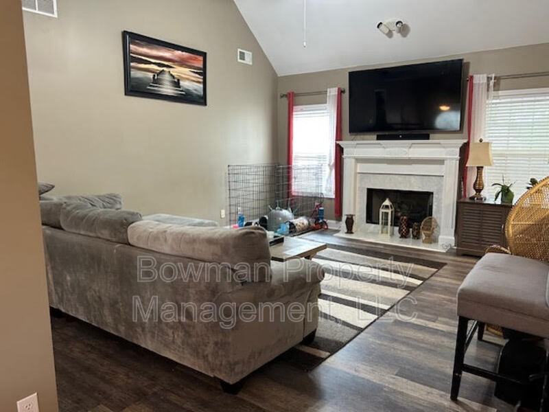 22 Sawdust Trl - Photo 2 of 37