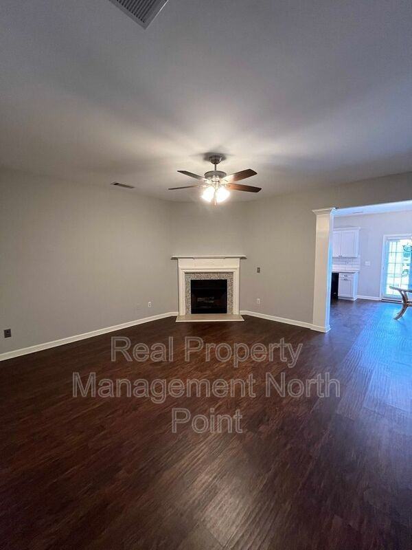 2048 Lakeshore Overlook Dr Nw - Photo 4 of 22