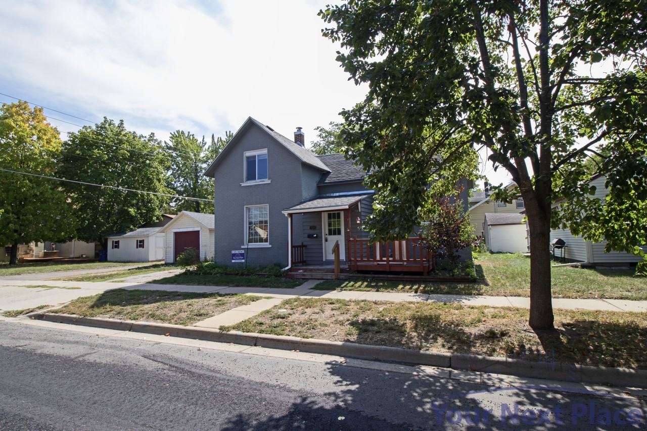 1320 8th Street South - Photo 2 of 20