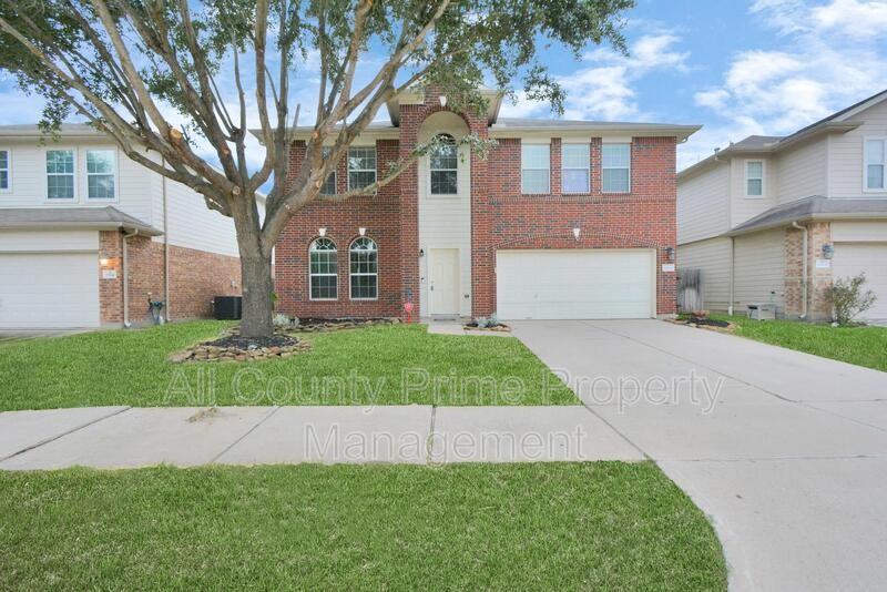 25206 Hazel Ranch Dr - Photo 2 of 50