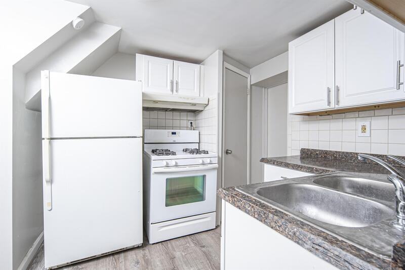 25 Harrison Ave - Photo 3 of 37