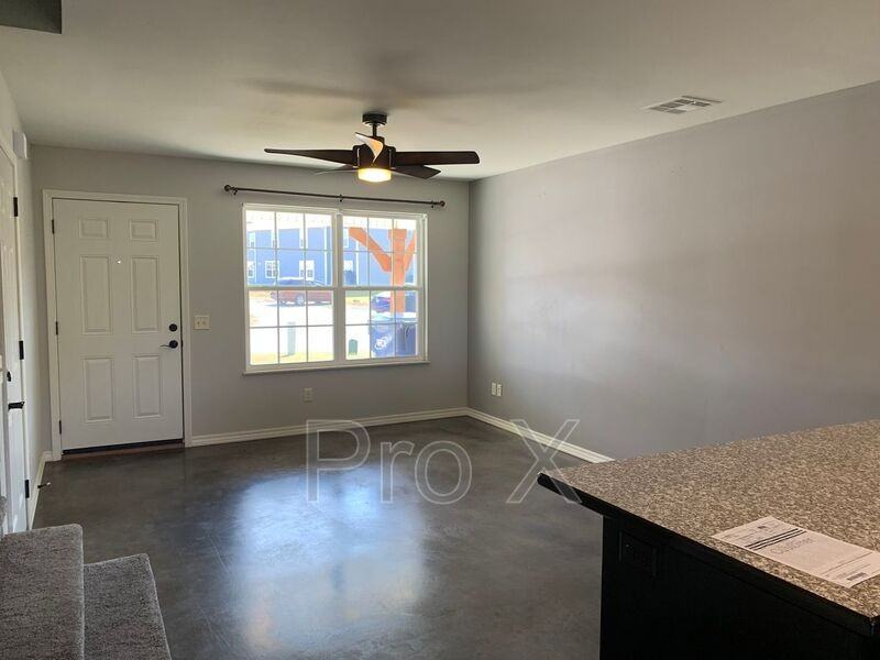 611 Easton #A - Photo 2 of 17