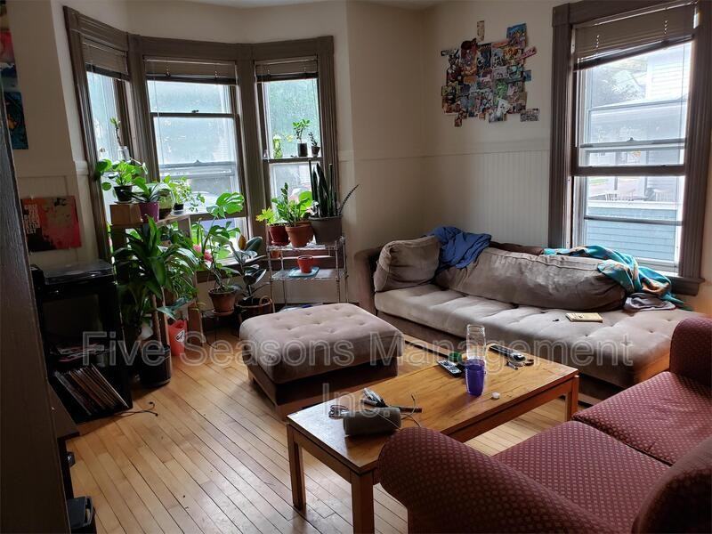 76 N Union St - Photo 2 of 15