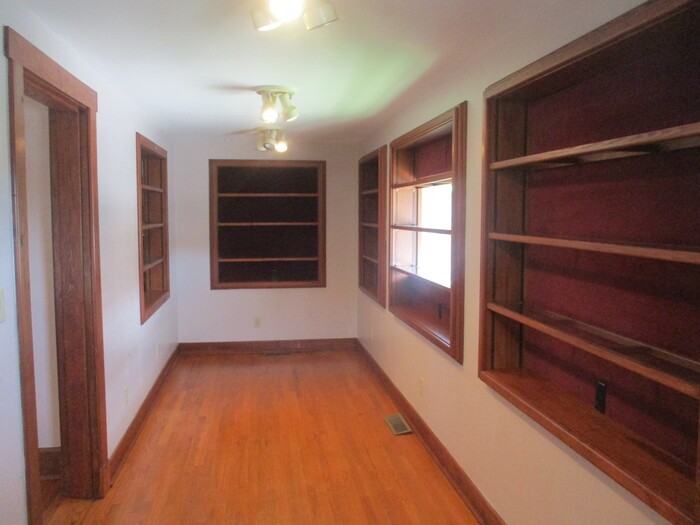 59 N Main St - Photo 2 of 19