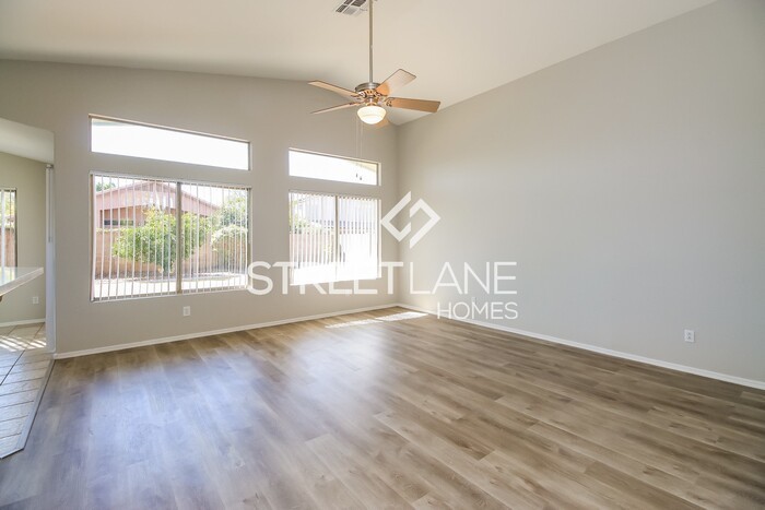 1089 E Sheffield Ave - Photo 2 of 16