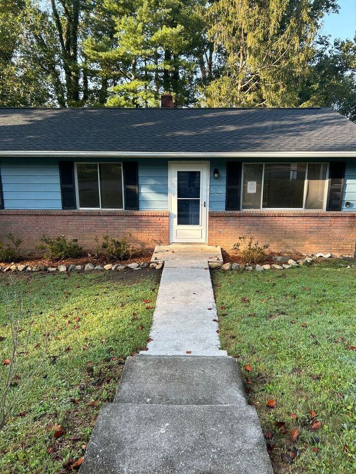 57 Baker Pl - Photo 2 of 12