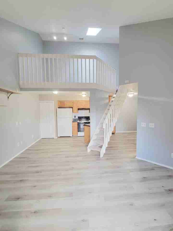 34919 Hamilton Dr #1UNIT4 - Photo 3 of 11