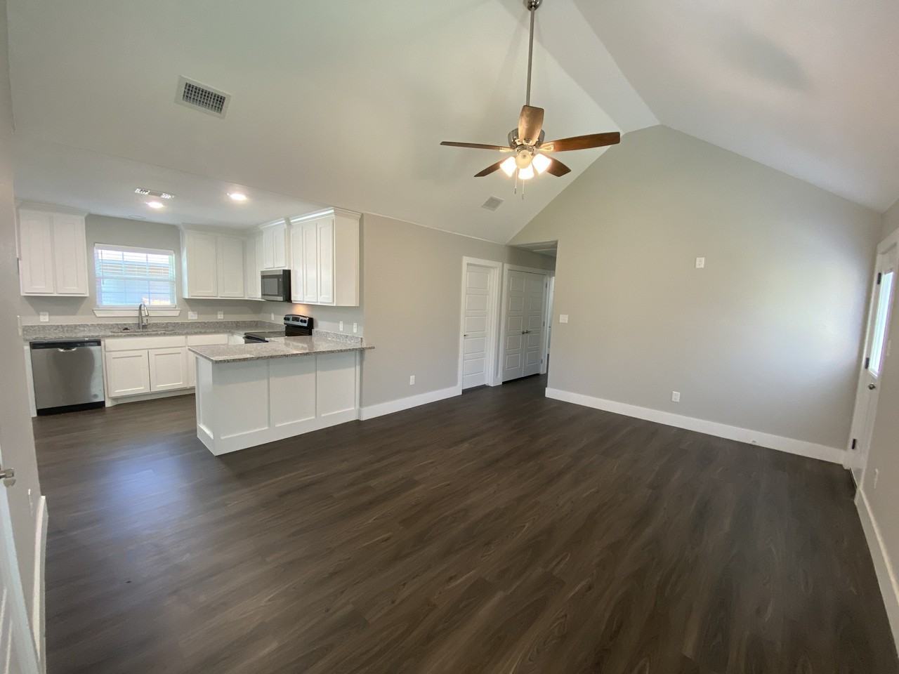 1032 Ray Dr #1 - Photo 3 of 15