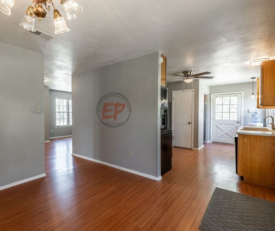 910 N Magnolia Ave #1 - Photo 5 of 21