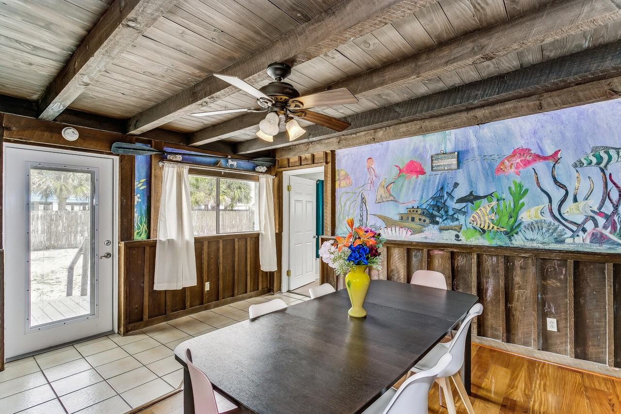 1402 Via De Luna Drive #1 - Photo 5 of 27