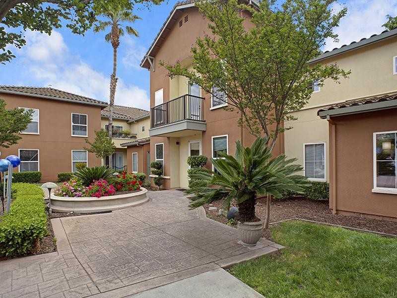 2600 Nuestra Castillo Ct - Photo 7 of 23
