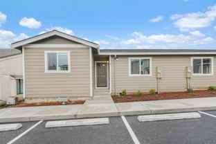 352 Ne Evergreen Ct ##Unit - Photo 1 of 1