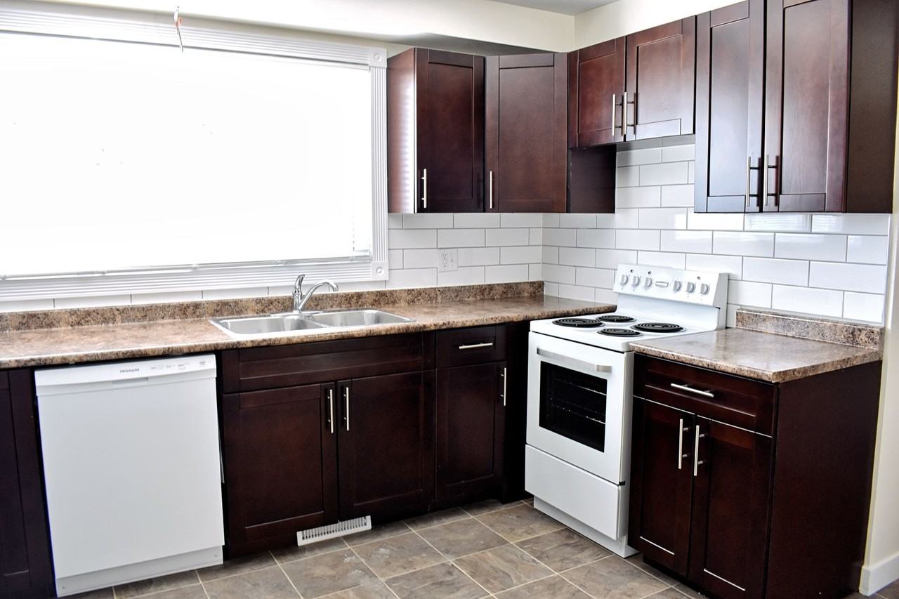 2841/2885  Ness - Photo 3 of 13