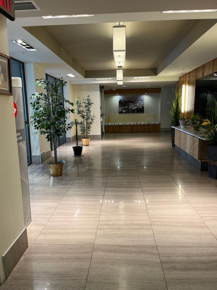 #305, 10 Shawnee Hill SW - Photo 3 of 14