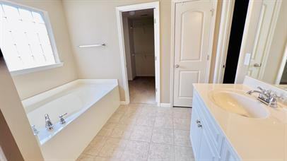65 Maple Grove Blvd Sw - Photo 2 of 47
