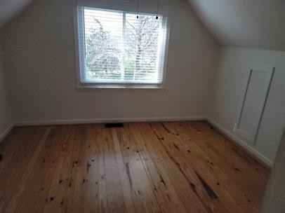 208 Saint James Dr - Photo 2 of 20