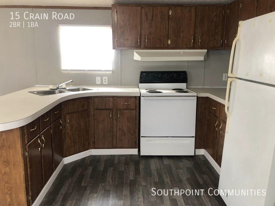 15 Crain Rd - Photo 3 of 6