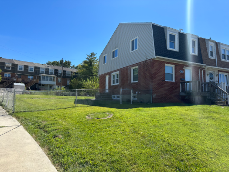 5707 Leiden Rd - Photo 3 of 19