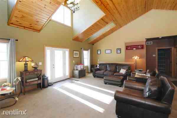 6591 Oak Grove Rd - Photo 2 of 41