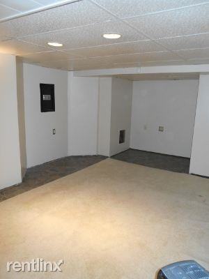 13118 Commonwealth St - Photo 3 of 8