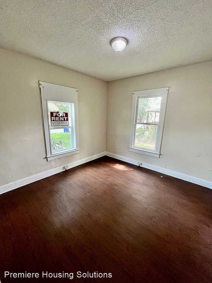 1618 Wayman St - Photo 3 of 8