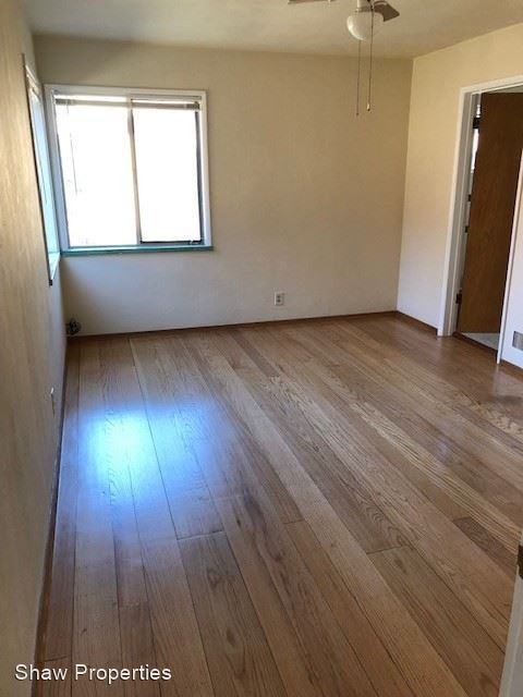 5428B Claremont Ave - Photo 2 of 13